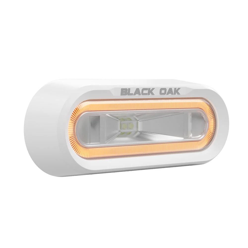 Black Oak Low Pro™ Off Road Spreader Light - Bracket Mount - White Housing - Amber LED