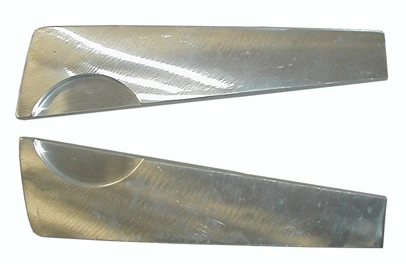 Skeg Depot - Bravo I Right Hand Cavitation Plate (cmr--b1-r)