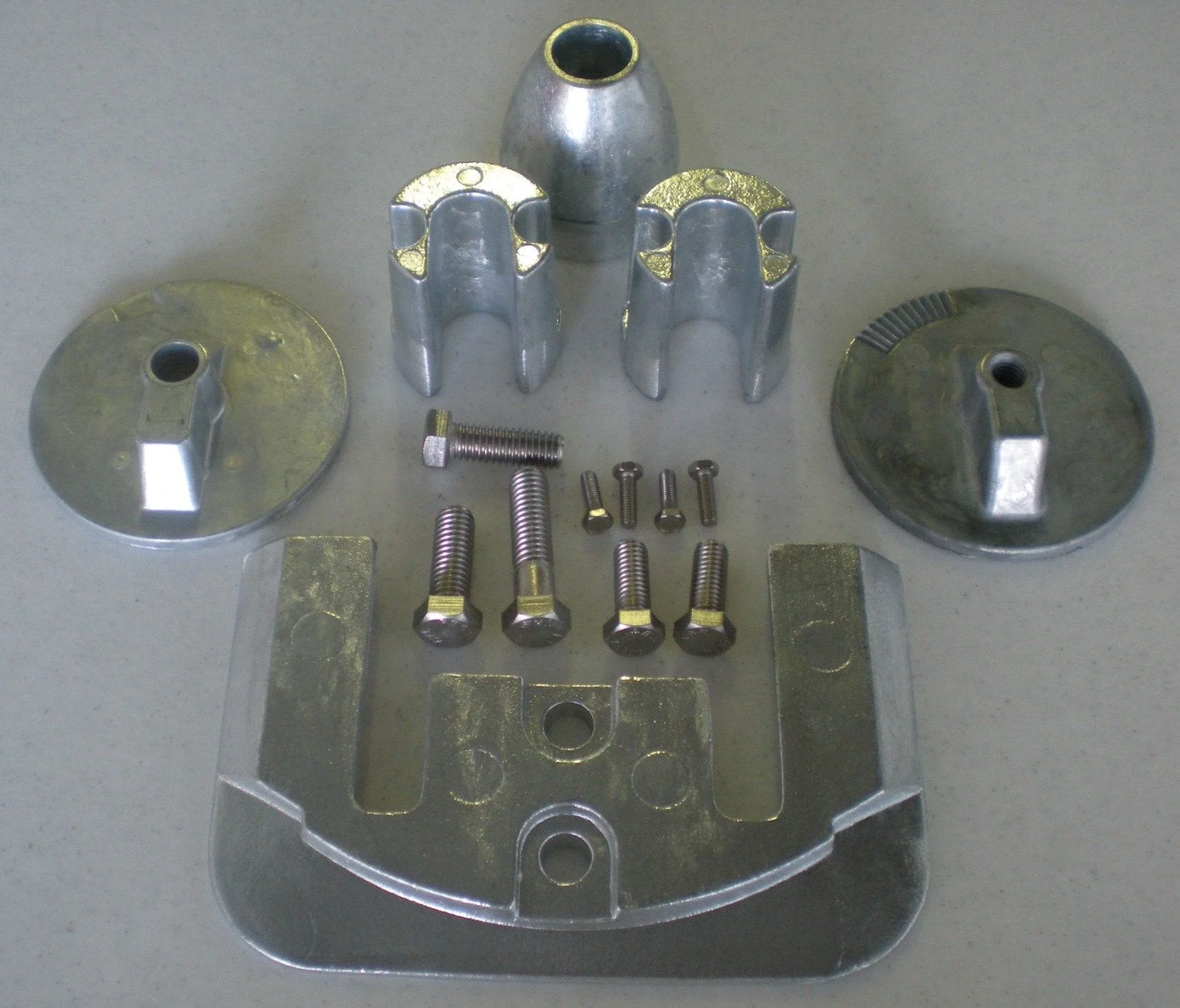 Mercruiser Bravo III Magnesium Anode Kit